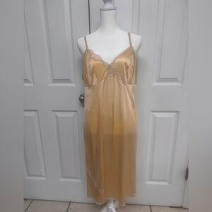 Vintage Made in USA Vanity Fair Slip Dress Under Garments 38 Womens Night Gown